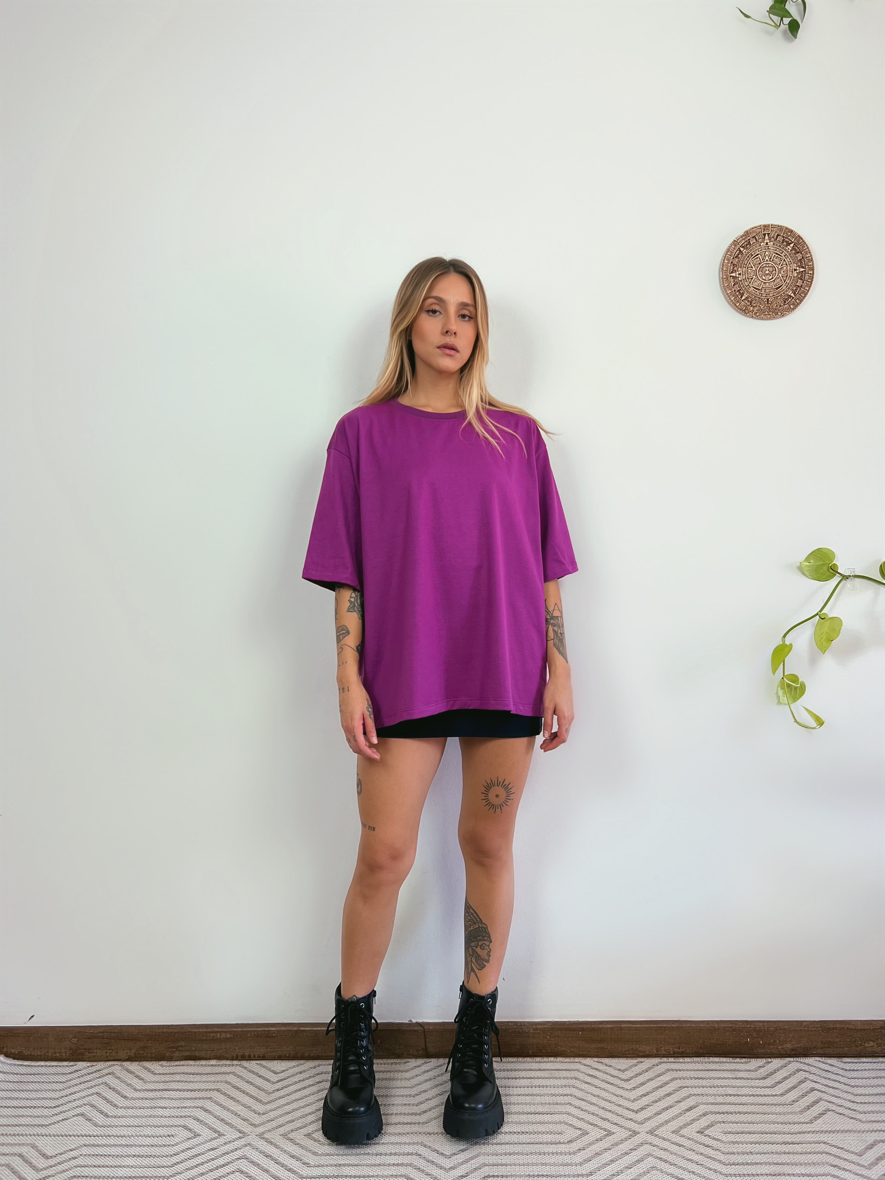 Camiseta Oversized Feminina Aveloz - Roxa