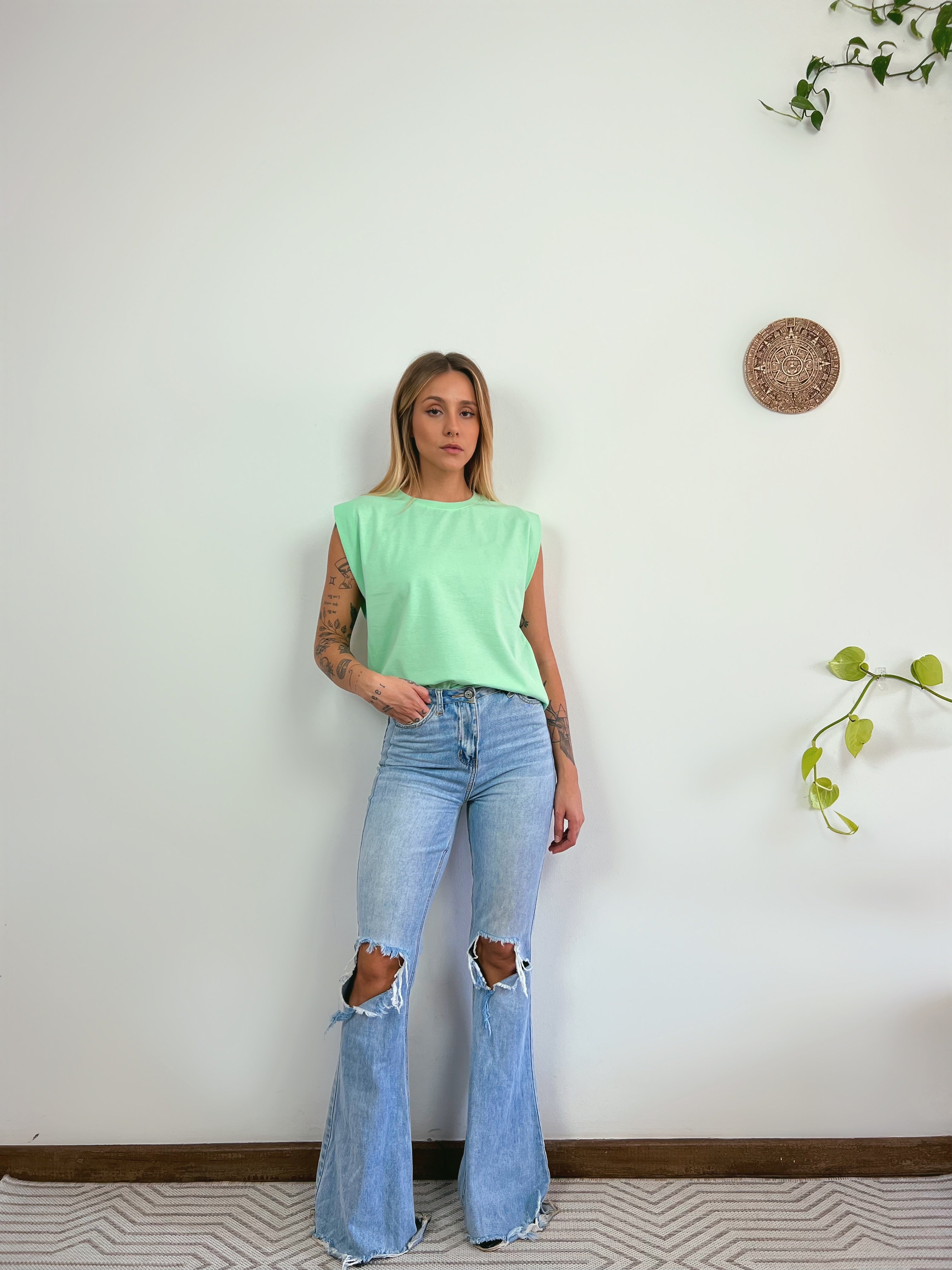 Camiseta Aveloz Feminina Muscle Tee Verde