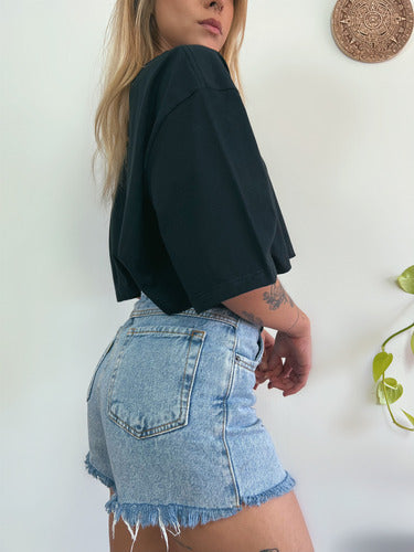 Camiseta Cropped Oversized Aveloz- Preta