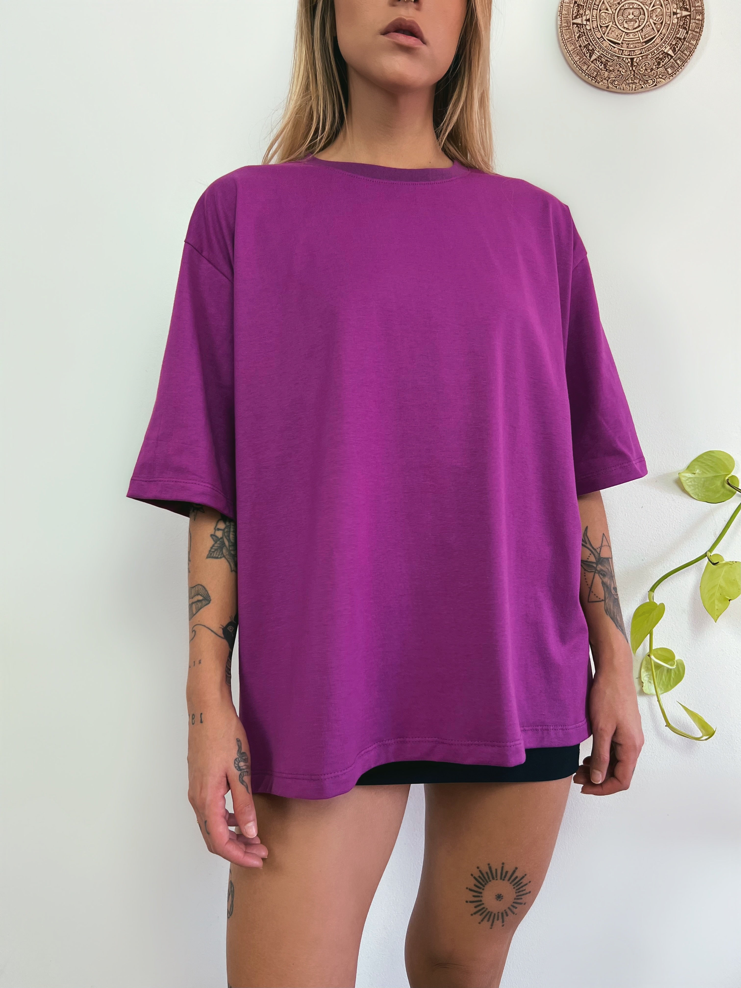 Camiseta Oversized Feminina Aveloz - Roxa