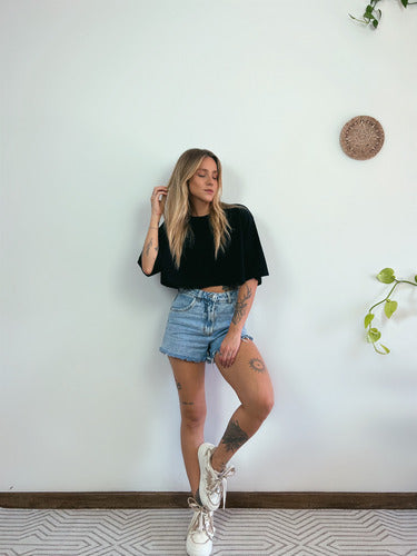 Camiseta Cropped Oversized Aveloz- Preta