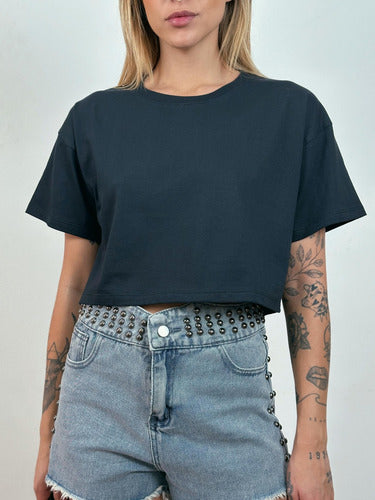 Camiseta Aveloz Feminina Cropped Preta