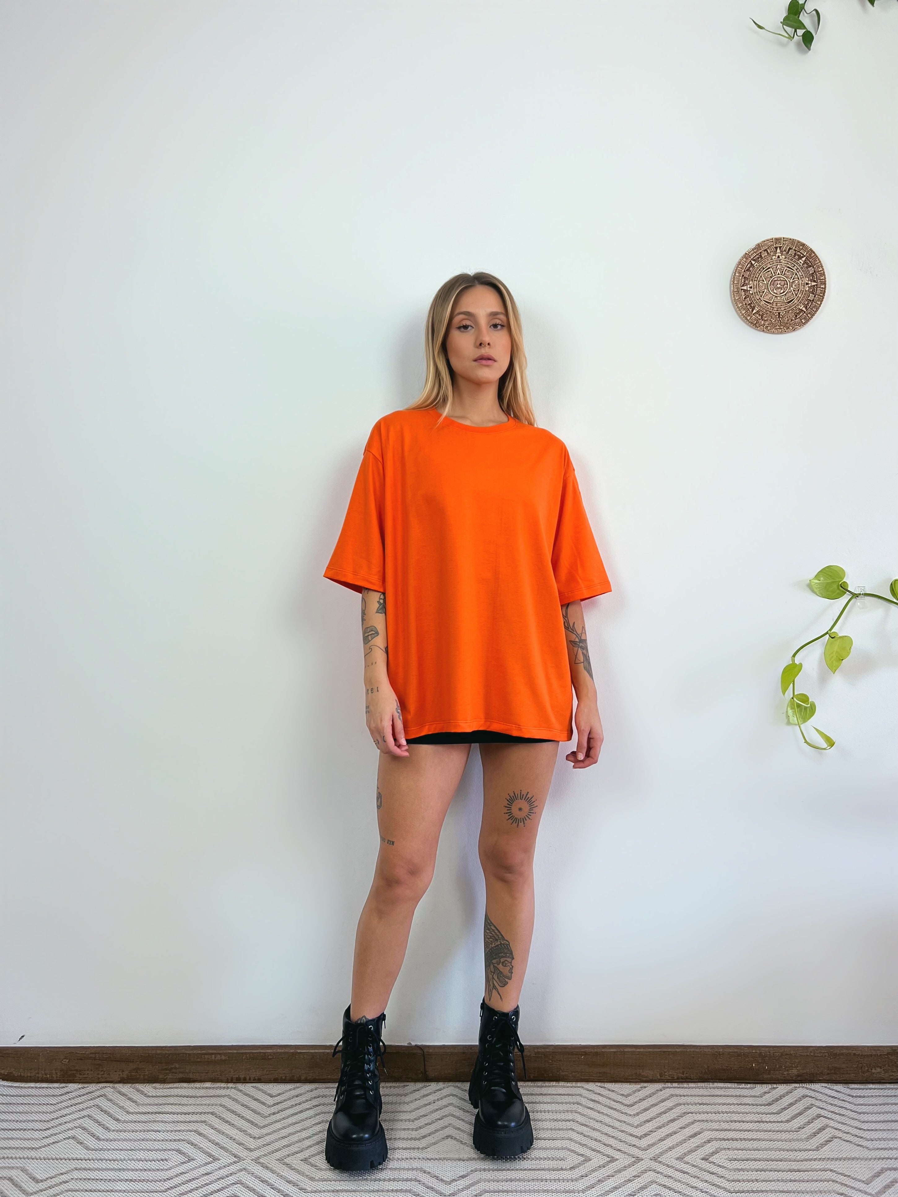 Camiseta Oversized Feminina Aveloz - Laranja
