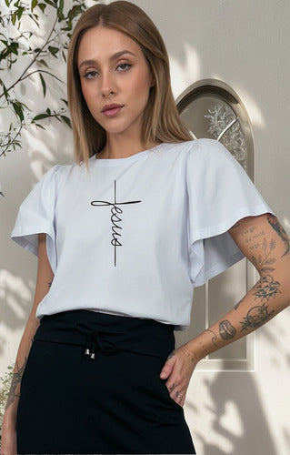 Camiseta Feminina Religiosa Estampa Jesus Manga Flare Aveloz