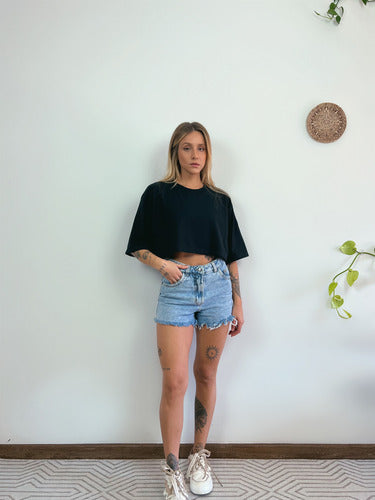 Camiseta Cropped Oversized Aveloz- Preta