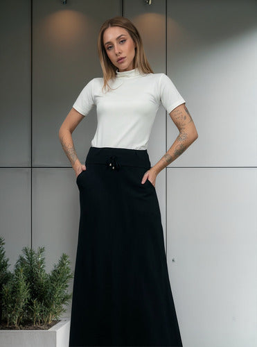 Blusa Gola Alta Manga Curta Em Viscolycra-off White