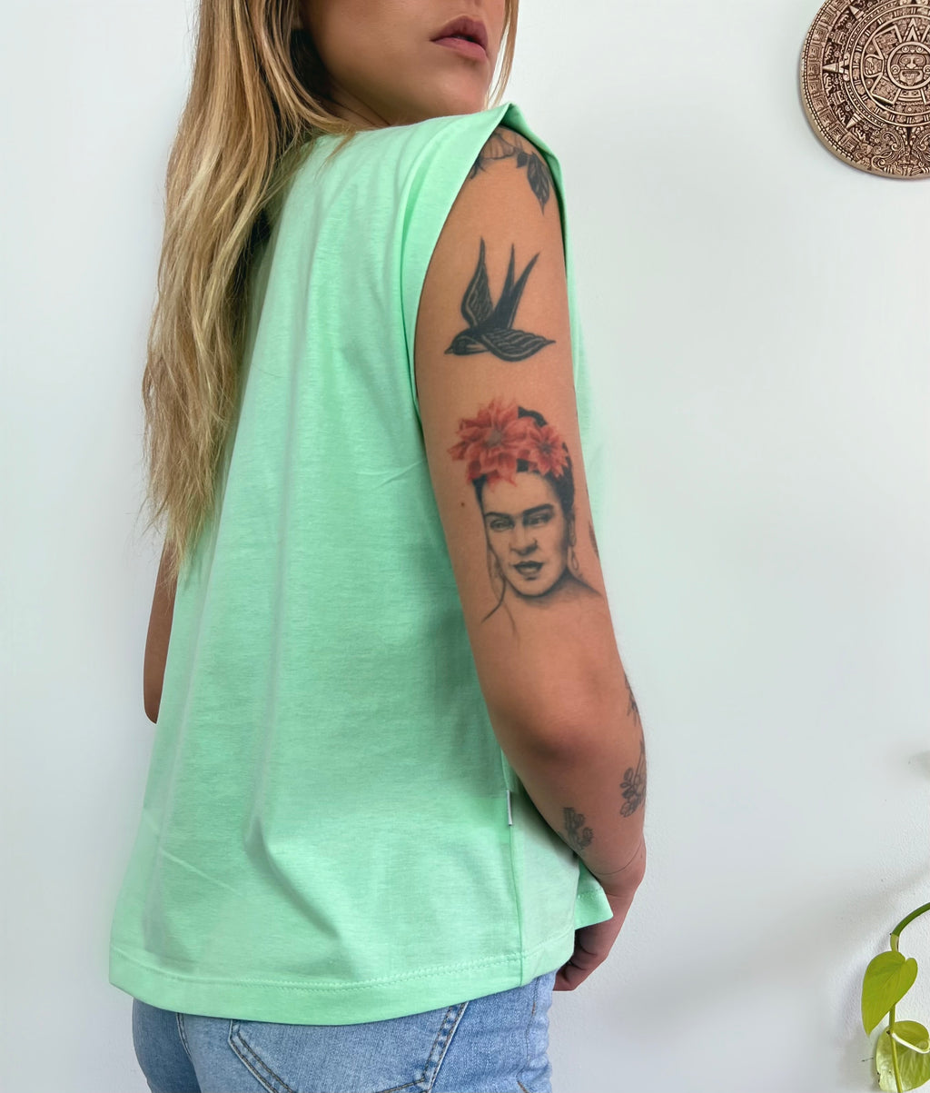 Camiseta Aveloz Feminina Muscle Tee Verde