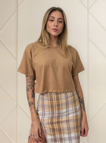 Camiseta Aveloz Feminina Cropped Caramelo