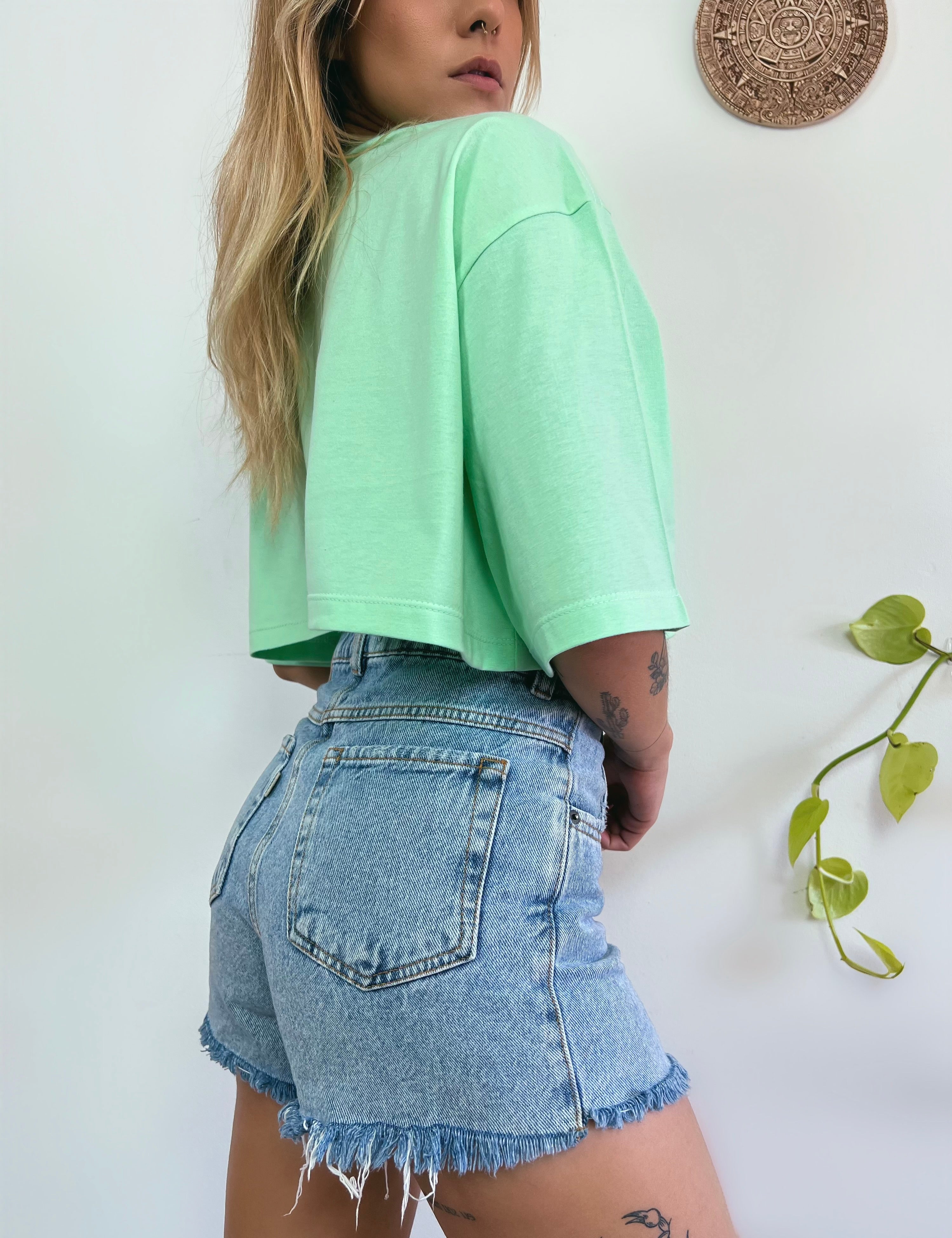 Camiseta Cropped Oversized Aveloz- Verde
